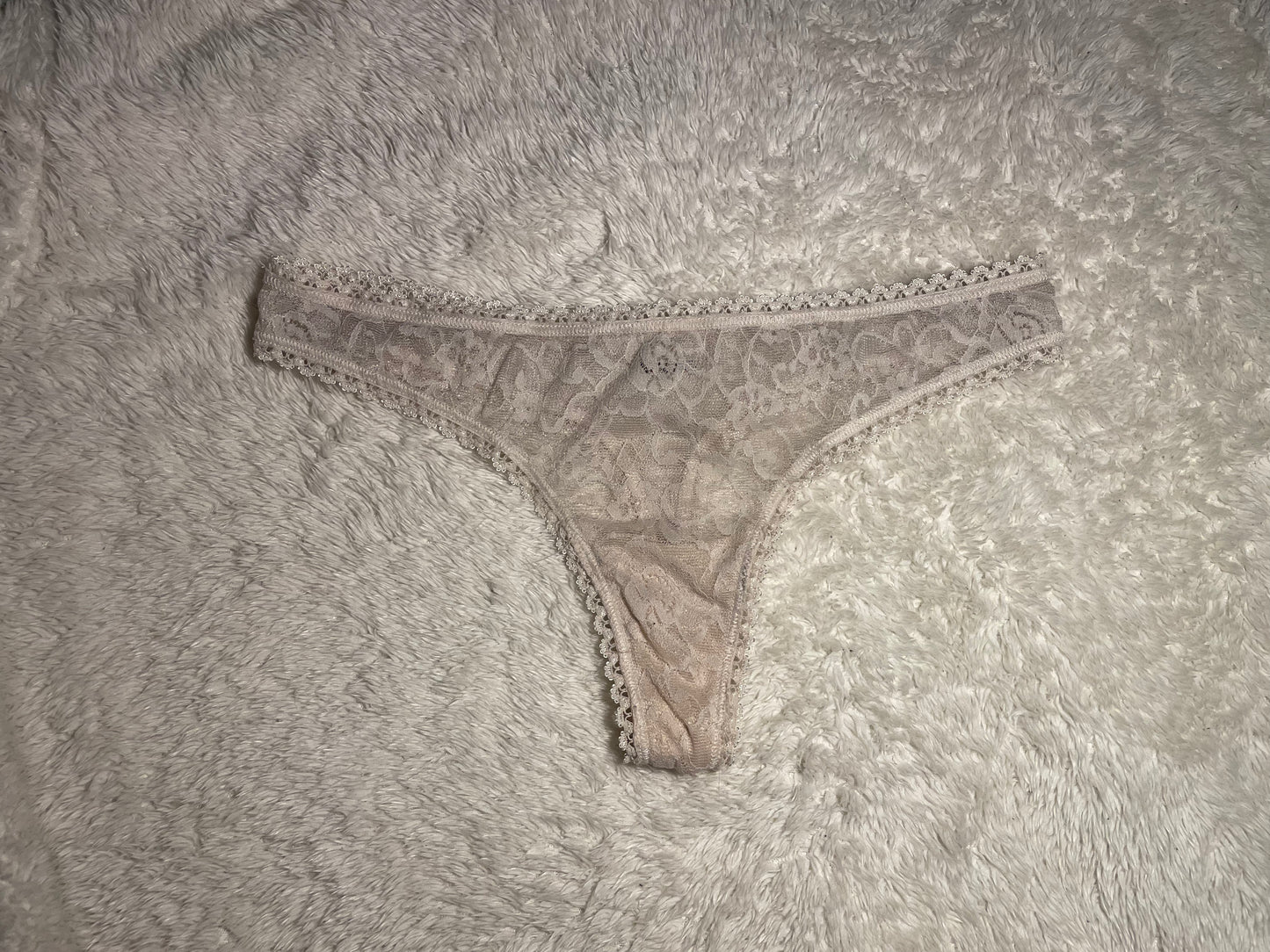 Weiße Unterhose - Slipsgetragen.de